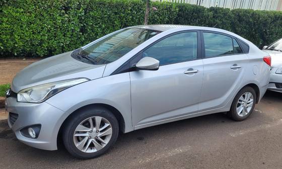 HYUNDAI HB20S 1.6 PREMIUM 16V FLEX 4P AUTOMÁTICO